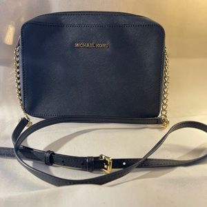 Michael Kors Jet Set Large Leather Crossbody Bag